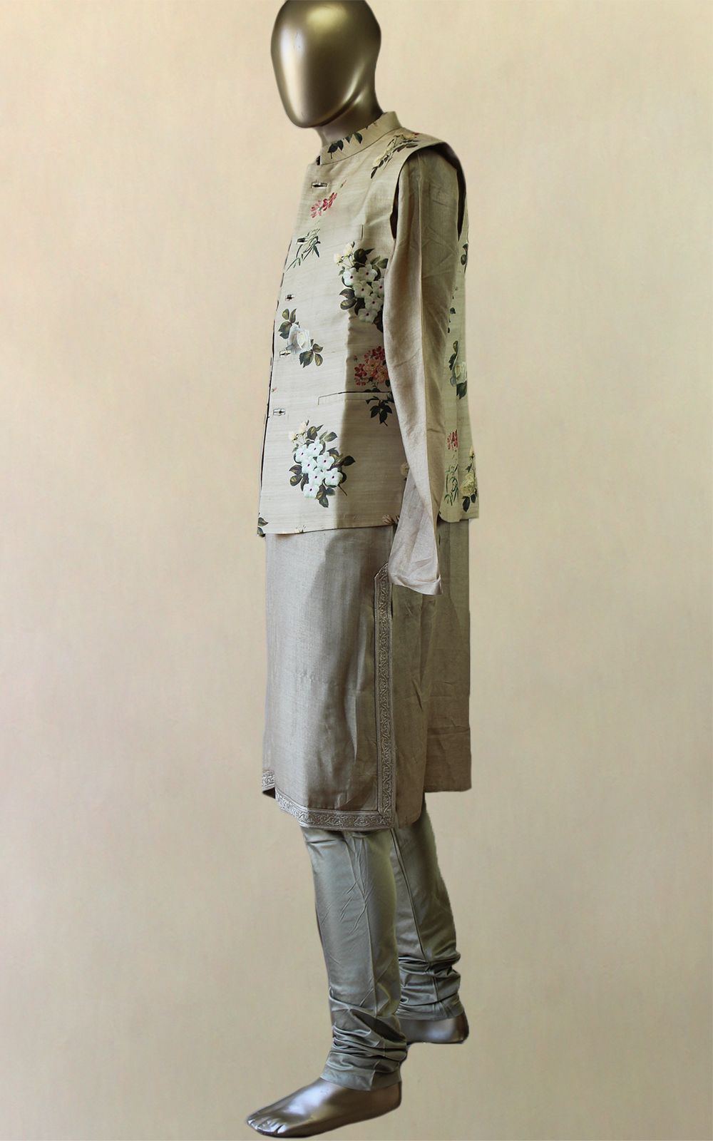 Kurta Pajama with Floral Printed Vest